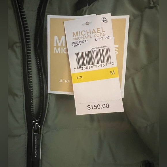 Michael Kors Ultra Lightweight Down Fill Jacket - Picture 3 of 10